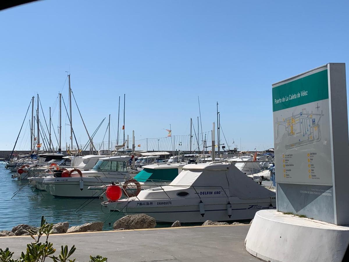 Apartament Paradise Beach Caleta De Velez Zewnętrze zdjęcie